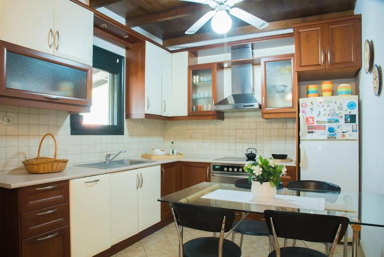 Villa Pefka Nikiti  Vakantiehuis