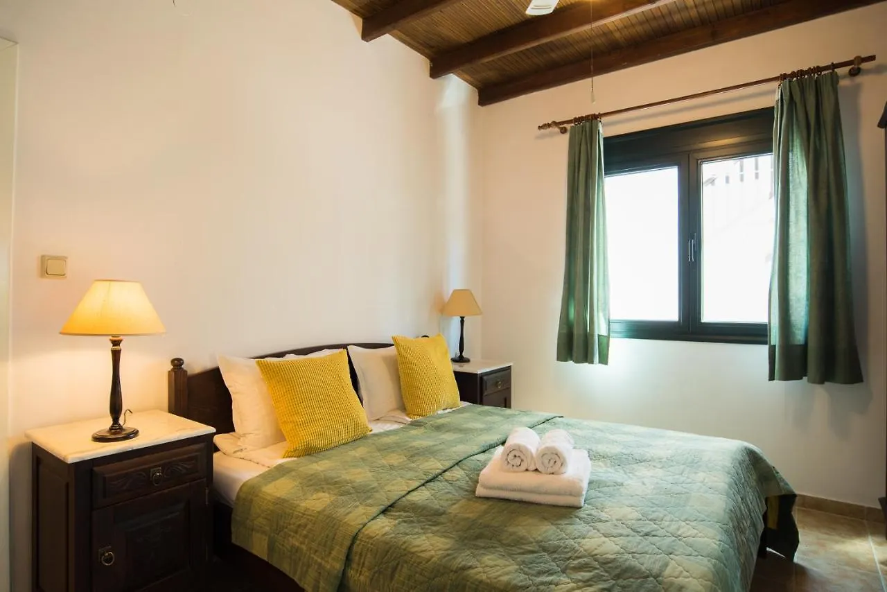 Vakantiehuis Villa Pefka Nikiti  Griekenland